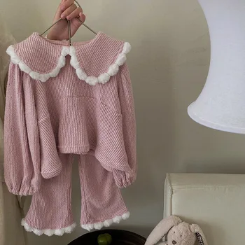 Korėjos vaikų drabužiai 2023 m. Rudens naujos mergaitės Rožinis saldus rinkinys Lėlių kaklas Megztas viršutinis blyksnis Kelnių rinkinys Mergaitės Madingi medvilnės komplektai