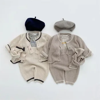 2023 Naujas kūdikių megztų drabužių komplektas Solidus vaikų megztas kombinezonas Medvilninis kūdikių megztinis Striukė vaikams Laisvalaikio palto kostiumas Kūdikių apranga