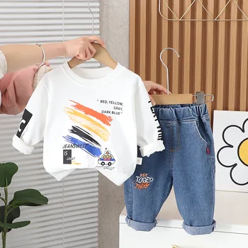 2024 Nauji pavasario kūdikių berniukų drabužiai Nuo 1 iki 5 metų Priežastinis spausdintas O-kaklo megztinis Ilgi aptakūs marškinėliai ir kelnės 